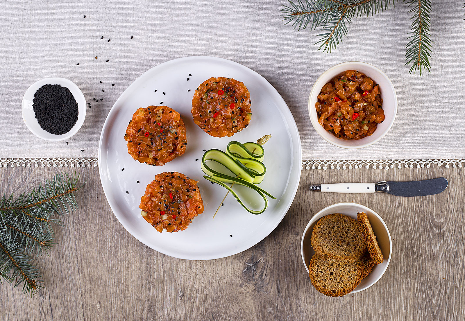 Salmon tartare Salmon tartare